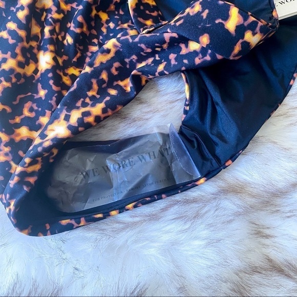 WeWoreWhat Emily Bottom L - Picture 5 of 9